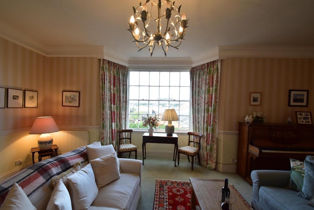 Whitefriars, Rye - Central Location With Parking For 3 Cars - Large Family Home Extérieur photo