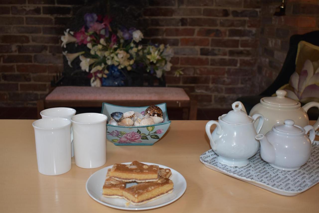 Whitefriars, Rye - Central Location With Parking For 3 Cars - Large Family Home Extérieur photo